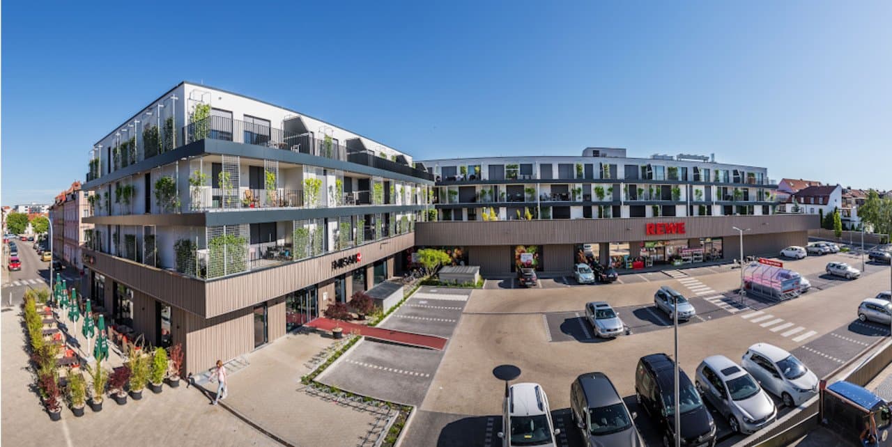 Nachhaltige Keramikfassade